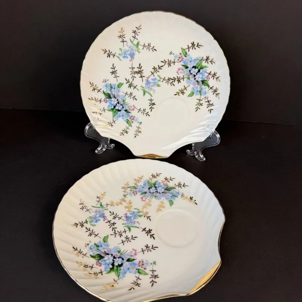 Set of 2 Vintage Floral Yamaka YAM86 Shell Shaped Snack Plates, MCM